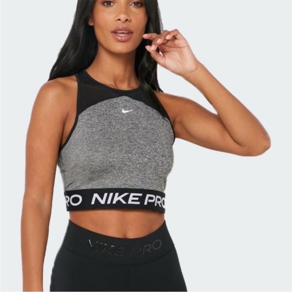 Nike Bundle - Picture 6 of 15